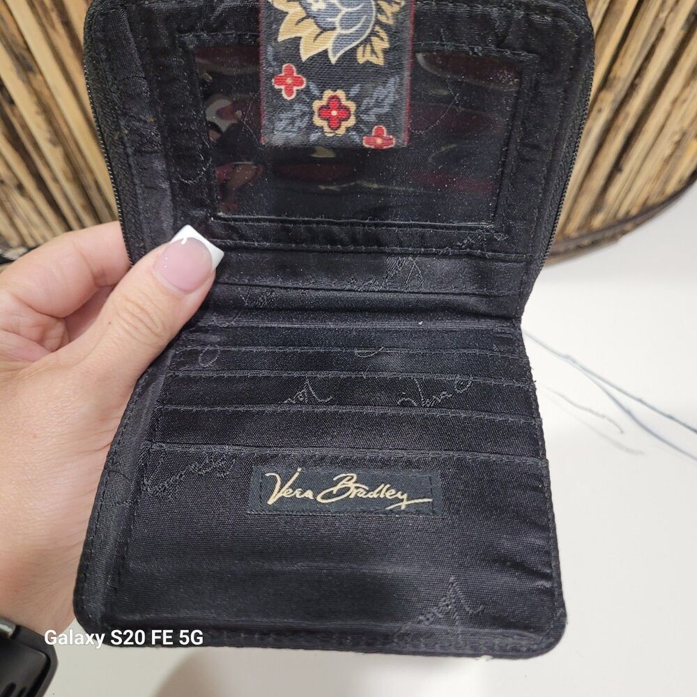 Vera Bradley Retired Black Red and Tan Glass Case and Zip Around Wallet SMBN - Picture 3 of 11
